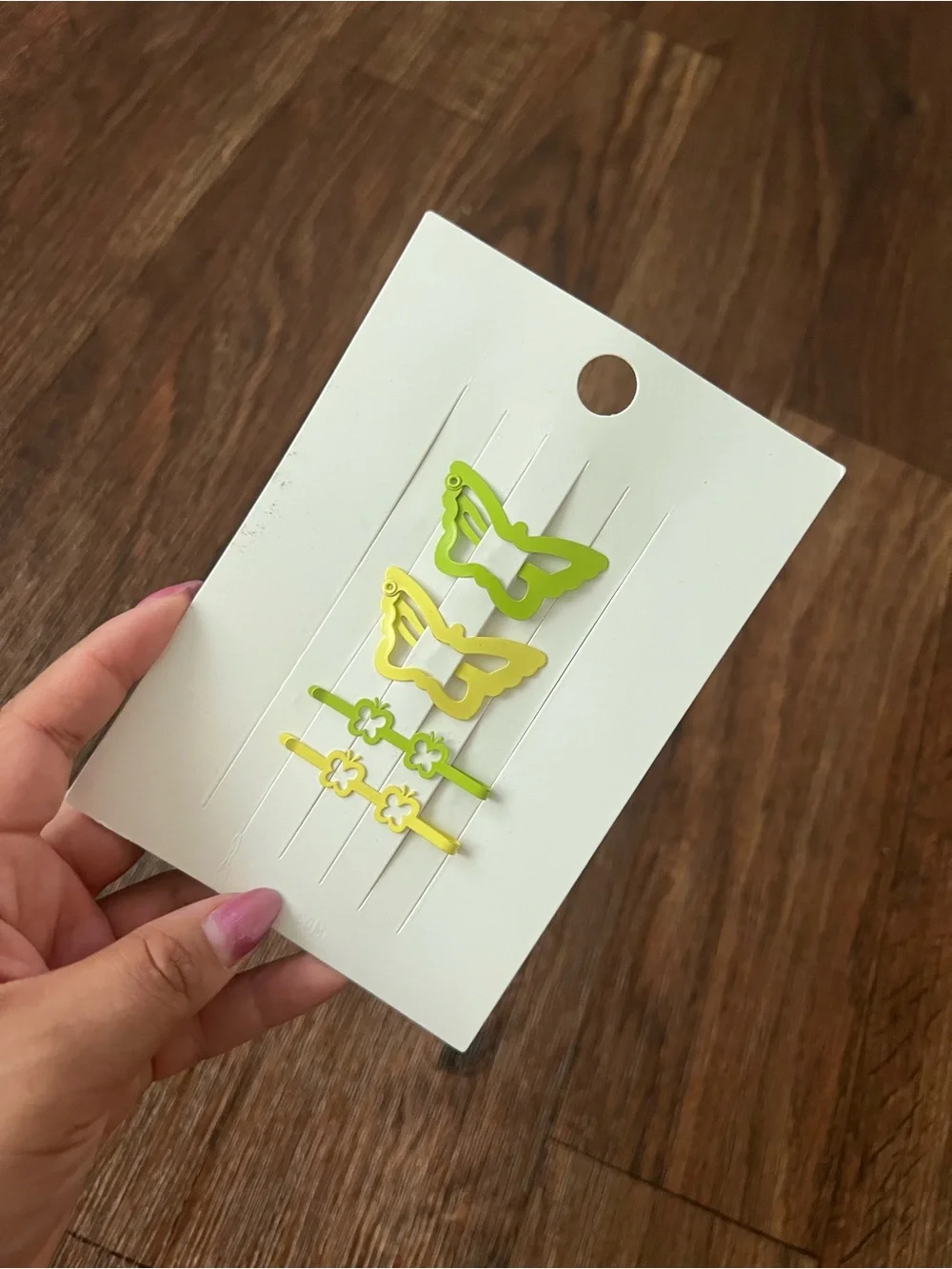 💚💛Forever 21 Butterfly & Daisy Hair Clip Set | Green & Yellow | 4-Piece | NWT🦋